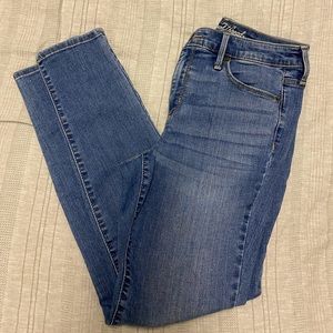Universal Thread Jeans